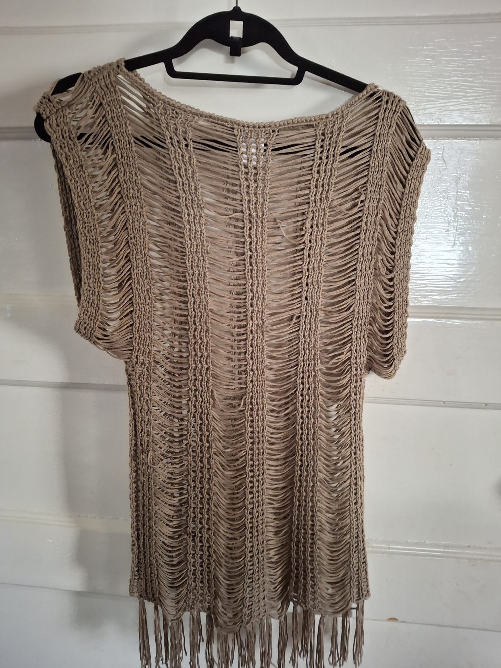 Solution Tan Open Knit Fringe Boho Top M/L – CFD 146